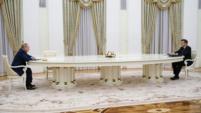 关于普京那张4米长桌，爆料来了！