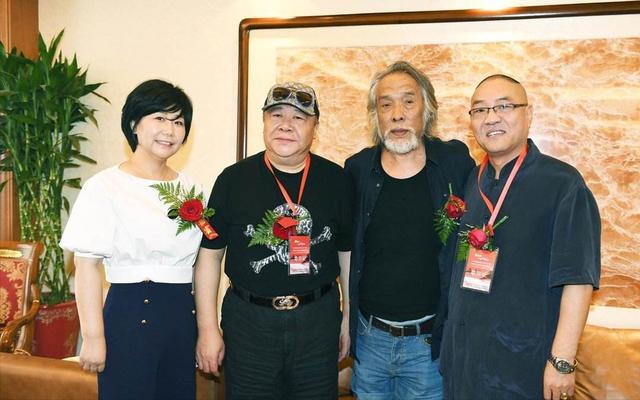刘金山久病床前有孝子为父亲熬垮身体不后悔被老婆养胖50斤