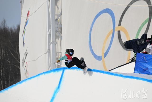 2月10日的北京冬奥会，中国军团多线出击，激情逐梦，我们记录下了这些精彩瞬间↓↓休闲区蓝鸢梦想 - Www.slyday.coM