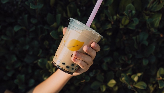 喜茶裁员奈雪预亏高端奶茶不香了