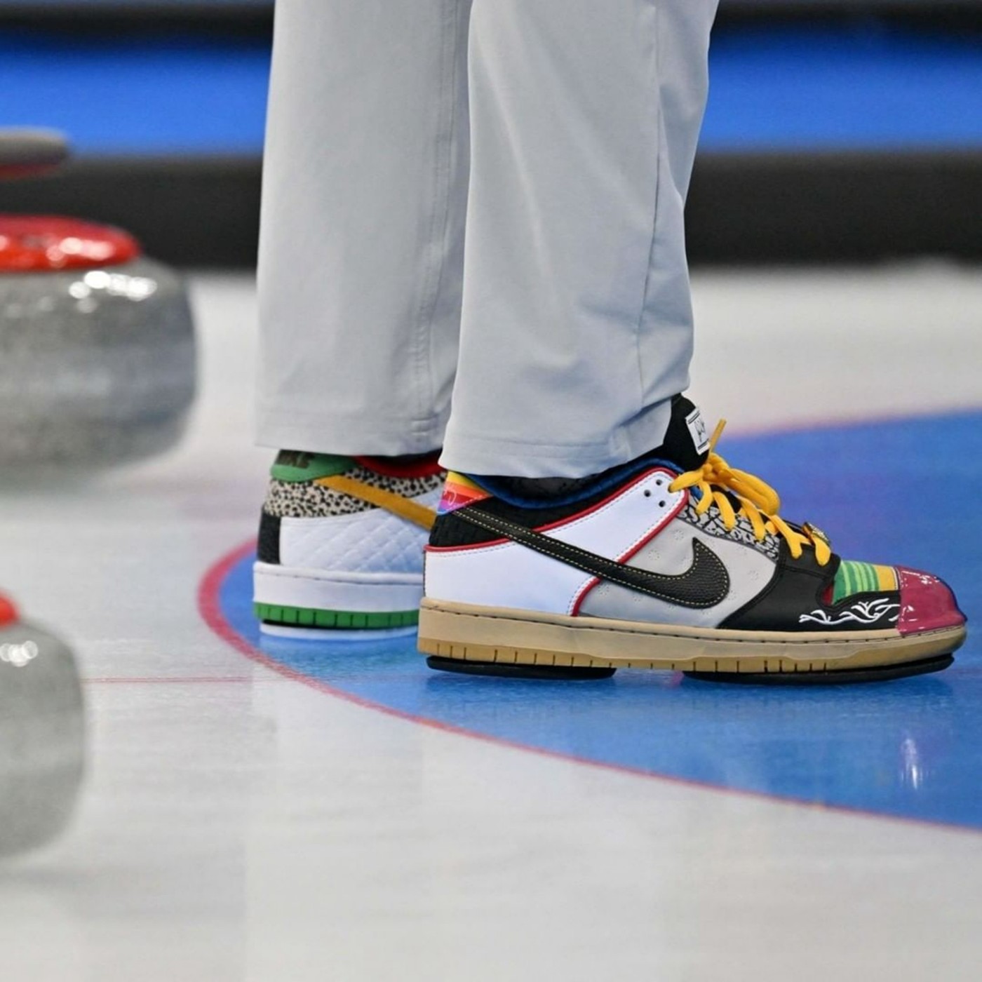 鞋王|冬奥|冰壶_新浪新闻