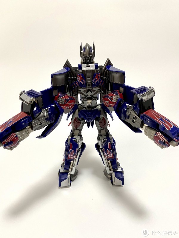 意外的不错ut擎天柱再版把玩分享