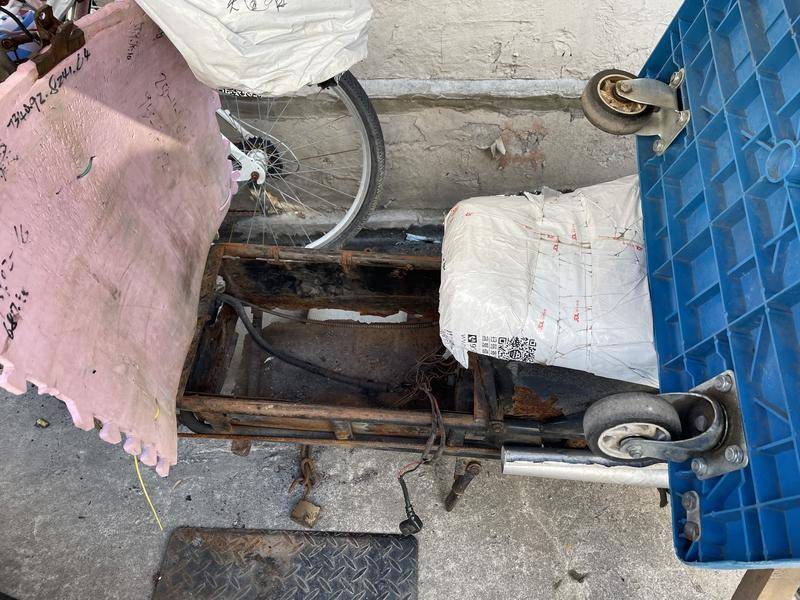 上海3人死亡火灾元凶竟是超标锂电池！电池国标缺失、非法改装多，顽疾怎治？休闲区蓝鸢梦想 - Www.slyday.coM