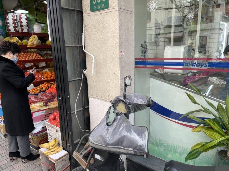 上海3人死亡火灾元凶竟是超标锂电池！电池国标缺失、非法改装多，顽疾怎治？休闲区蓝鸢梦想 - Www.slyday.coM