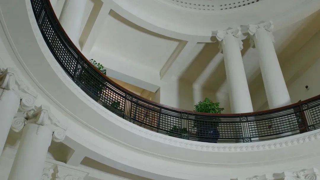 左右滑动查看更多