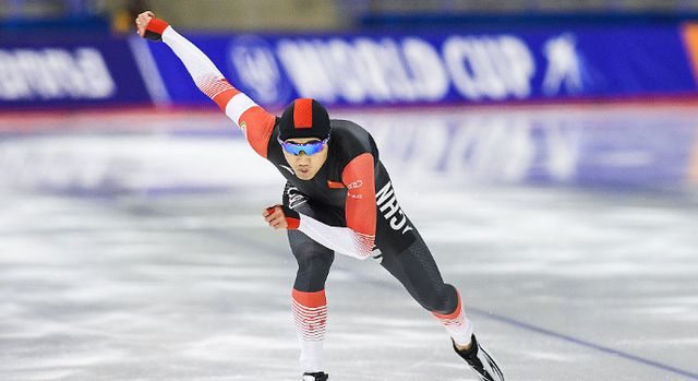 高亭宇的“幸运花枕头”！奥运冠军自带枕头比赛：枕头走哪带哪休闲区蓝鸢梦想 - Www.slyday.coM