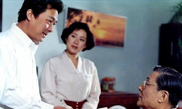 老戏骨黄达亮忠于爱情不传绯闻一心照顾患癌妻子多年