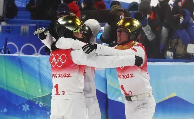 永远可以相信团结一心的中国队 不抛弃不放弃这就是中国队！休闲区蓝鸢梦想 - Www.slyday.coM