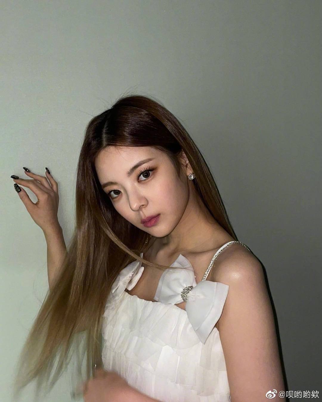 韩团itzy成员lia自我检测新冠呈阳性