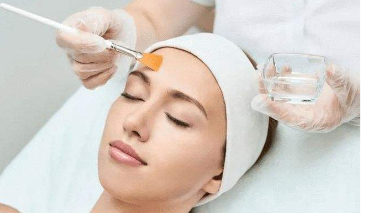 建议女生：拒绝这“3个”护肤坏习惯，不然你的皮肤会越变越差休闲区蓝鸢梦想 - Www.slyday.coM