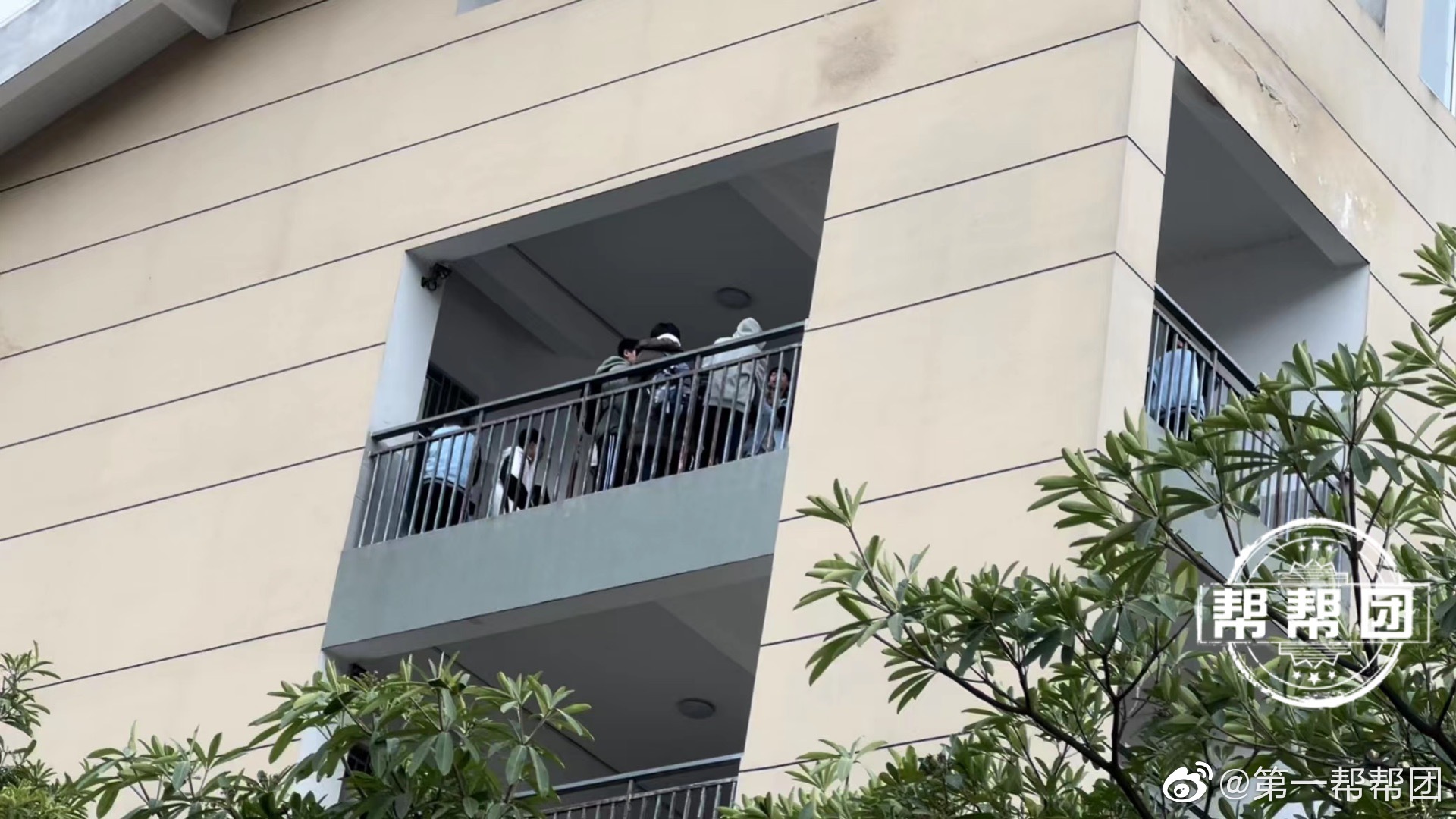 “课后服务”实则违规补课？福州这所学校初三学生被要求提前返校休闲区蓝鸢梦想 - Www.slyday.coM