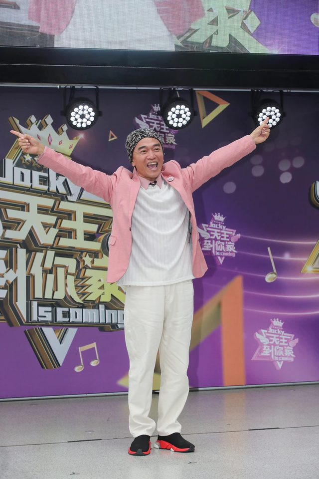 59岁吴宗宪自曝想再生2孩子,对象疑是小20岁圈外人,妻子不介意|吴宗宪|温岚_新浪新闻