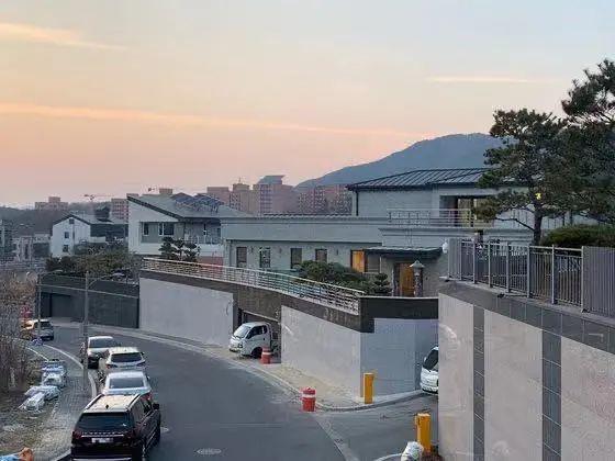 朴槿惠在家乡买的25亿韩元别墅曝光休闲区蓝鸢梦想 - Www.slyday.coM