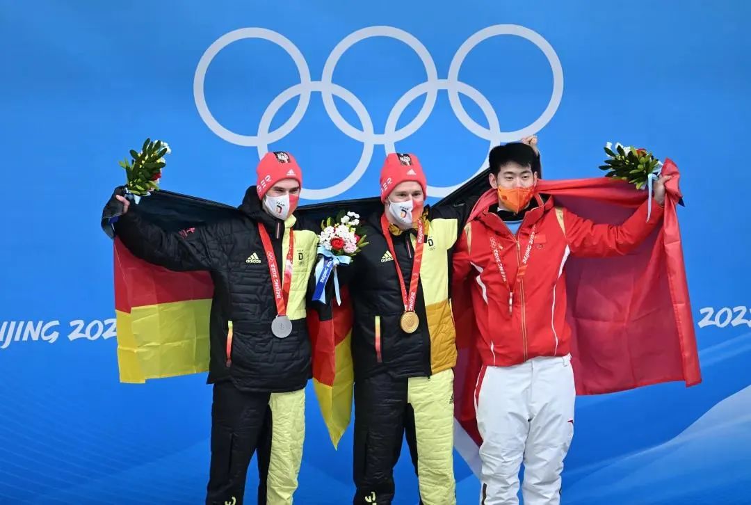 创造历史！闫文港夺得男子钢架雪车铜牌 成中国第一人休闲区蓝鸢梦想 - Www.slyday.coM