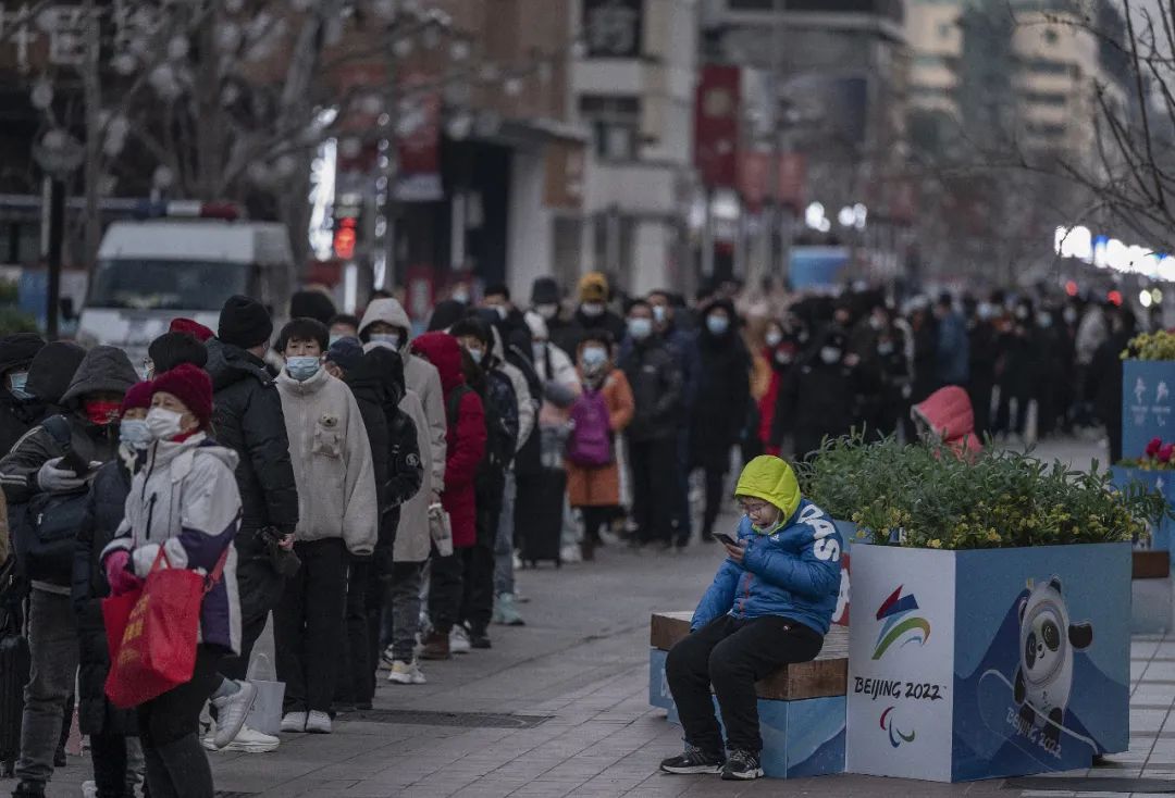 紧急提醒！有人说免费送冰墩墩，青岛网友激动坏了…朋友圈里疯转！先别转了，看完真相你会哭的休闲区蓝鸢梦想 - Www.slyday.coM