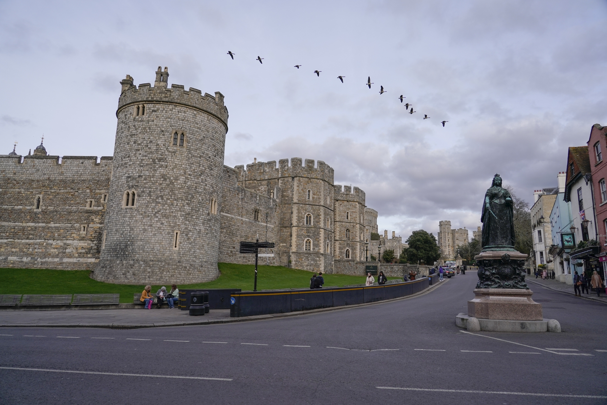 这是2月11日拍摄的英国温莎城堡外的景色.