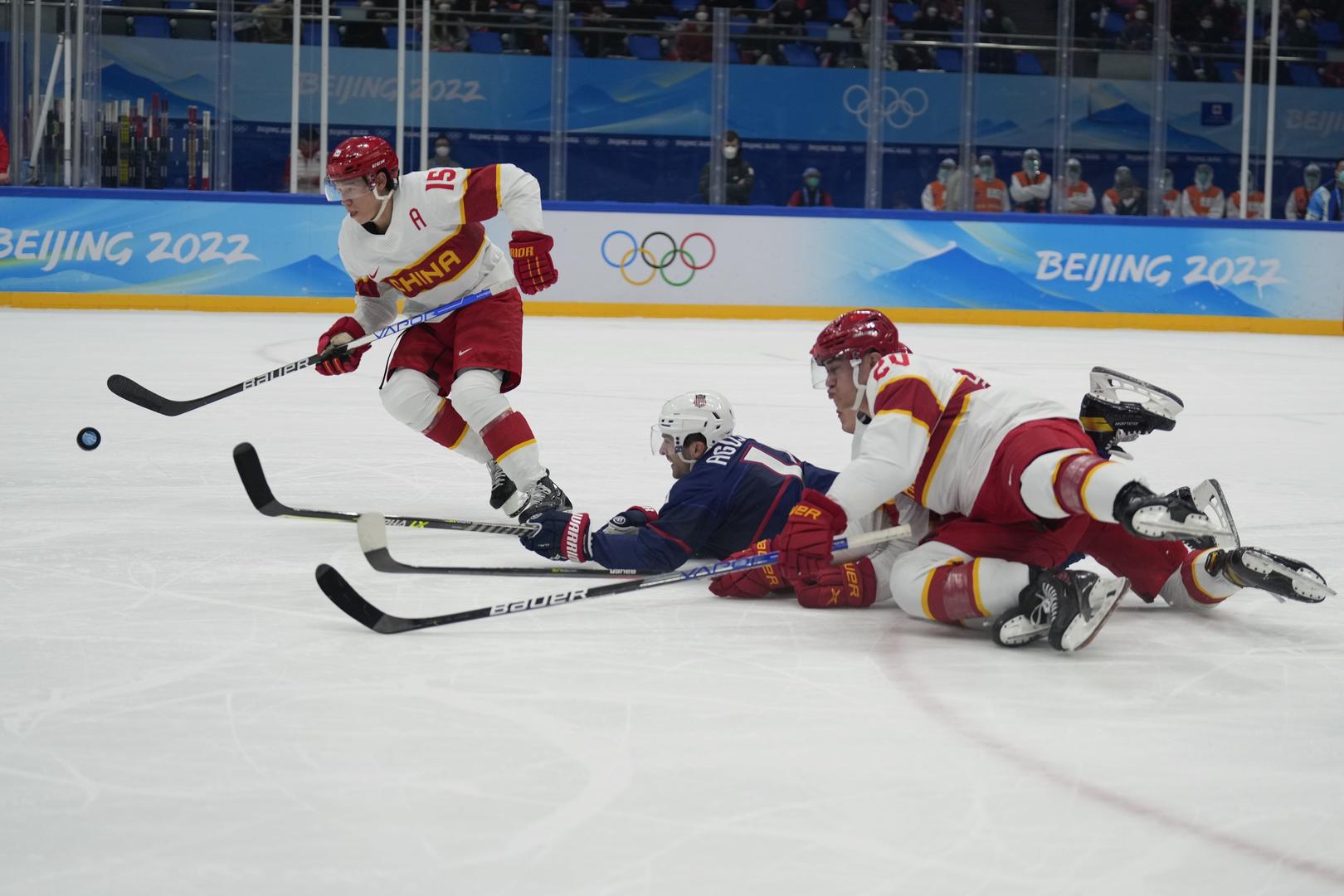 12日赛事看点：中国代表团双旗手共同出击，男子冰球力争“破冰”休闲区蓝鸢梦想 - Www.slyday.coM
