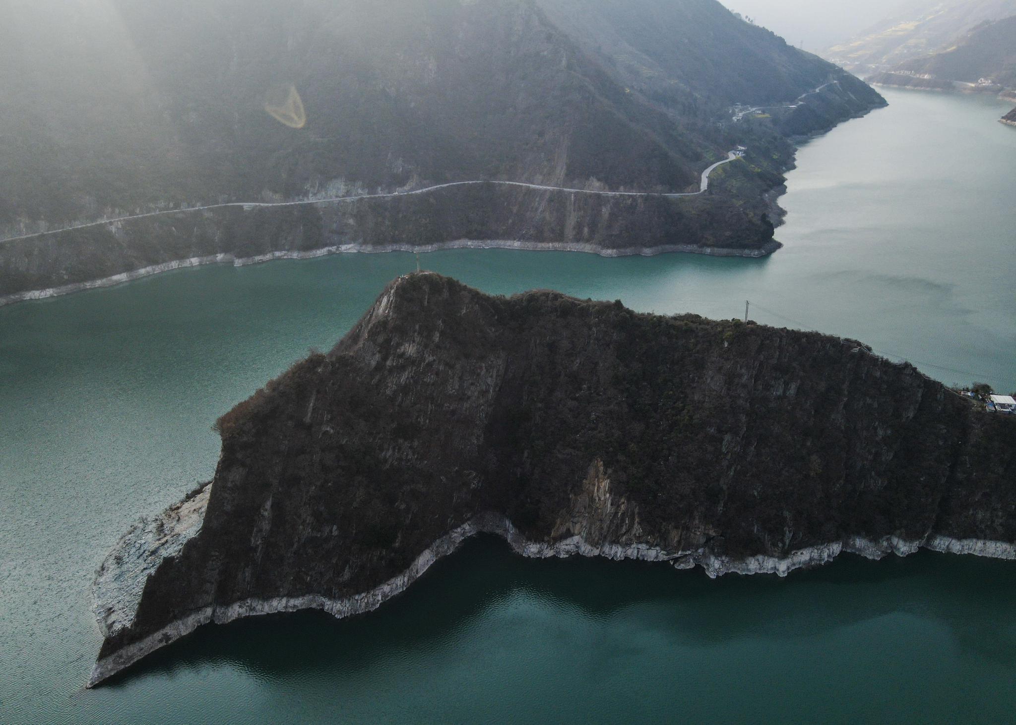 初春白龙江|陇南市|甘肃省_新浪新闻