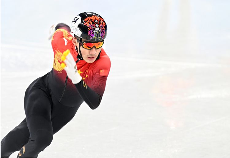 新闻8点见丨新突破！闫文港获冬奥会男子钢架雪车铜牌休闲区蓝鸢梦想 - Www.slyday.coM