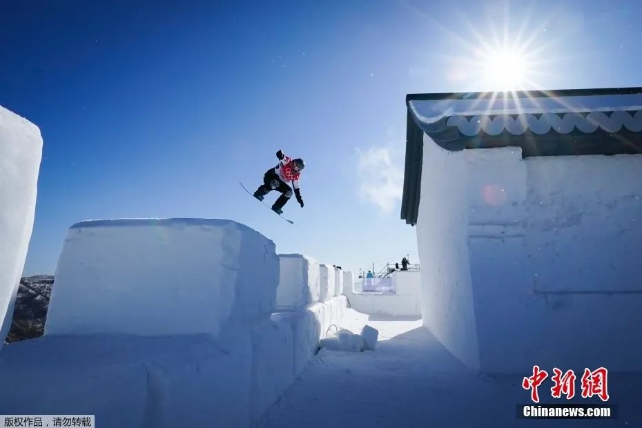 看看武大靖的头盔！冬奥会上的中国风，太飒了吧！休闲区蓝鸢梦想 - Www.slyday.coM