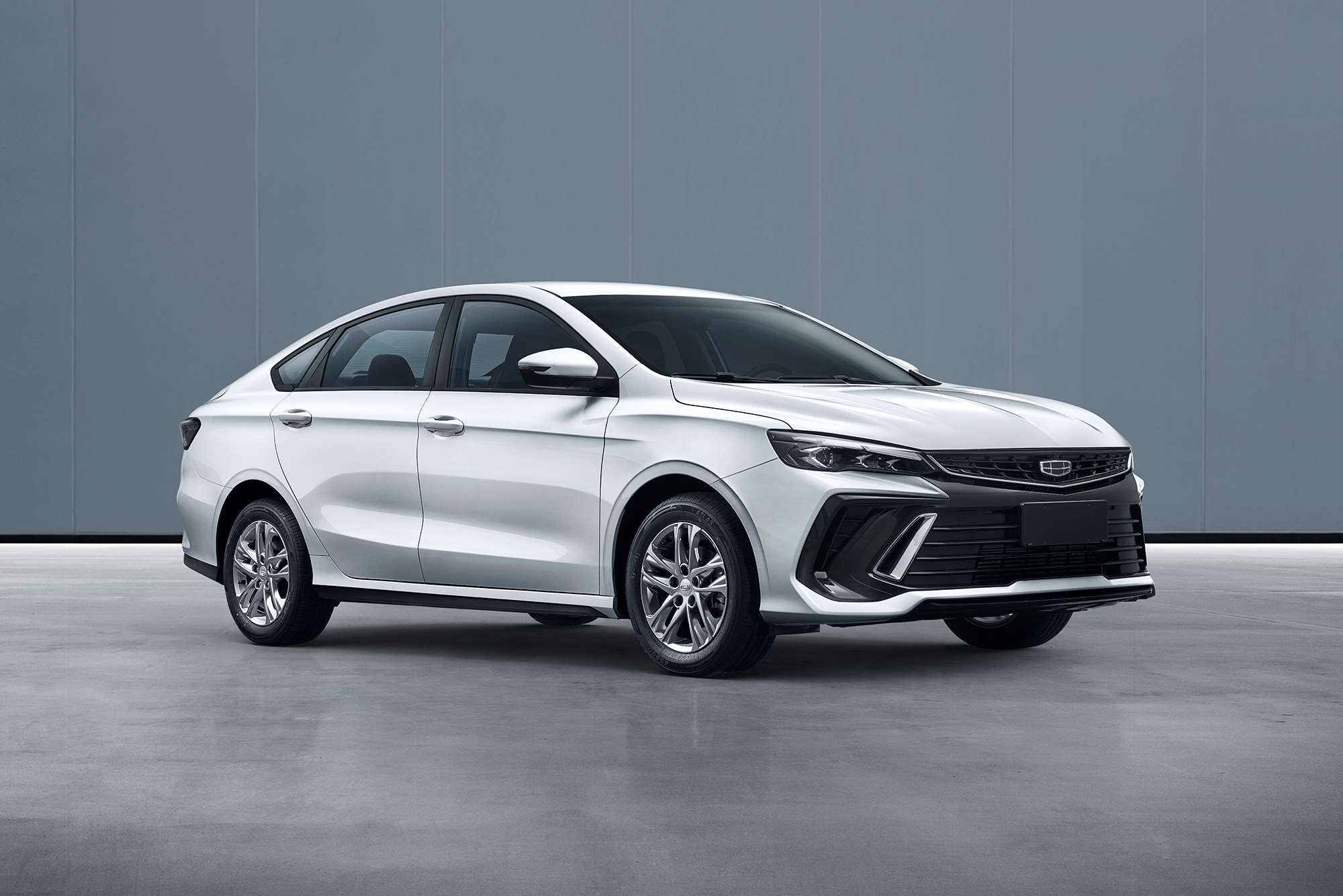 新款吉利缤瑞实车换装新前脸外观很霸气搭载15t动力