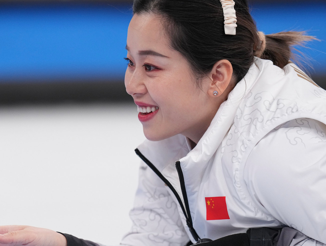 王芮超高准度打服众人,全队处巅峰|冰壶|韩国|后手_新浪新闻