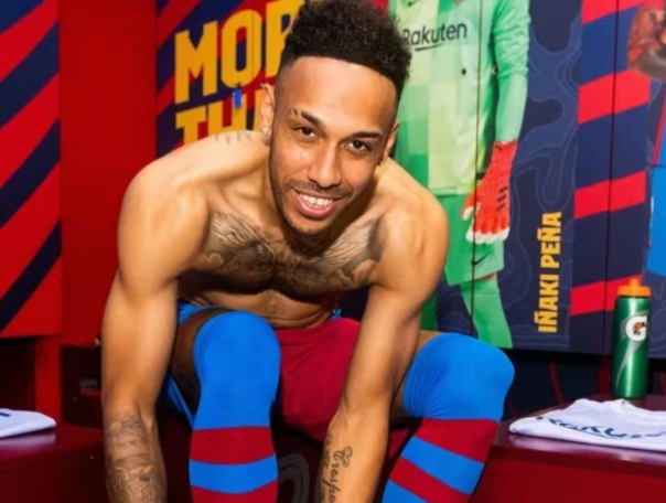 巴萨VS西班牙人首发曝光：天才小将领衔进攻线，3大王牌新援冲锋休闲区蓝鸢梦想 - Www.slyday.coM