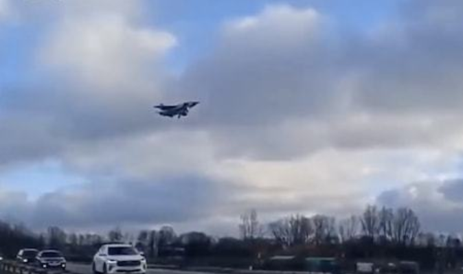 米格休闲区蓝鸢梦想 - Www.slyday.coM 米格休闲区蓝鸢梦想 - Www.slyday.coM