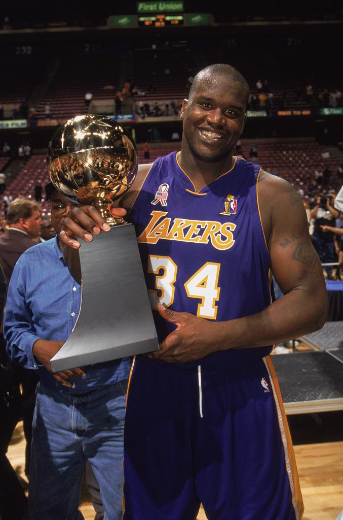 ta历史第8奥尼尔场上横行霸道场下无所不在的大鲨鱼