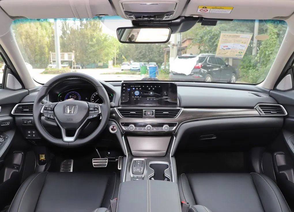 最受网友关注TOP10出炉！3系只配排第五？今年买车绝对绕不过！