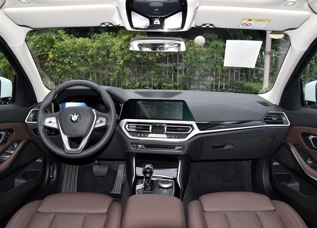 最受网友关注TOP10出炉！3系只配排第五？今年买车绝对绕不过！