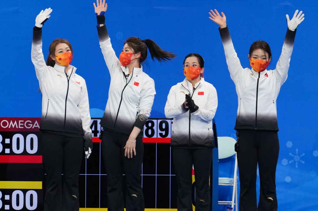 首胜！中国女子冰壶队力克上届冠军休闲区蓝鸢梦想 - Www.slyday.coM