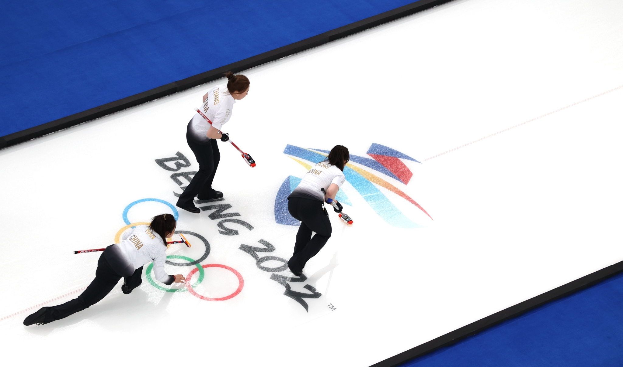 冰壶——女子循环赛：中国队胜瑞典队休闲区蓝鸢梦想 - Www.slyday.coM