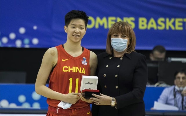 黄思静获mvp 2人入选最佳阵容 王思雨助攻创新高|黄思静|王思雨|女篮