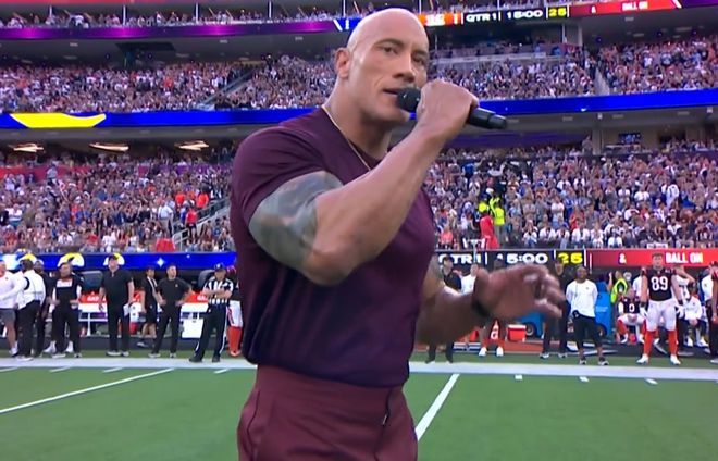 巨星云集詹姆斯比伯詹娜现场观战超级碗比赛