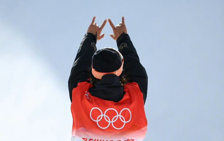 祝贺!中国17岁新星晋级冬奥会决赛,第三跳冲击更高难度出现失误休闲区蓝鸢梦想 - Www.slyday.coM 祝贺!中国17岁新星晋级冬奥会决赛,第三跳冲击更高难度出现失误休闲区蓝鸢梦想 - Www.slyday.coM