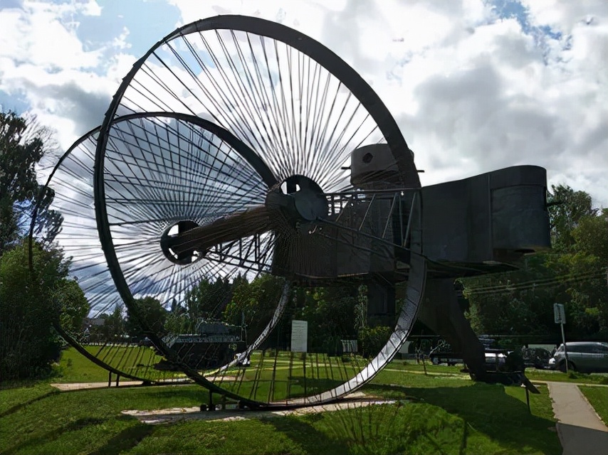 沙皇坦克Tsar tank,世界上轮子最大的“三轮车”是如何被发明的休闲区蓝鸢梦想 - Www.slyday.coM 沙皇坦克Tsar tank,世界上轮子最大的“三轮车”是如何被发明的休闲区蓝鸢梦想 - Www.slyday.coM