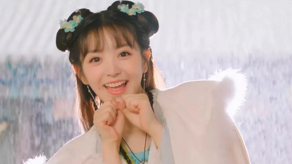 《上错花轿嫁对郎》翻拍,新女主像丫鬟,与黄奕巅峰美貌差距大休闲区蓝鸢梦想 - Www.slyday.coM 《上错花轿嫁对郎》翻拍,新女主像丫鬟,与黄奕巅峰美貌差距大休闲区蓝鸢梦想 - Www.slyday.coM