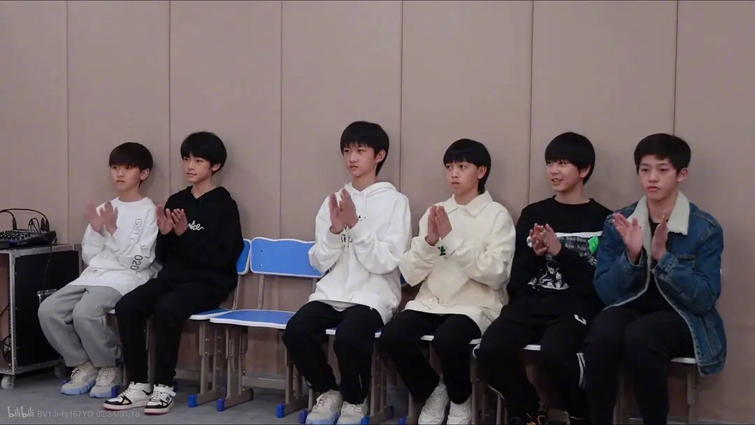 时代峰峻第四代练习生