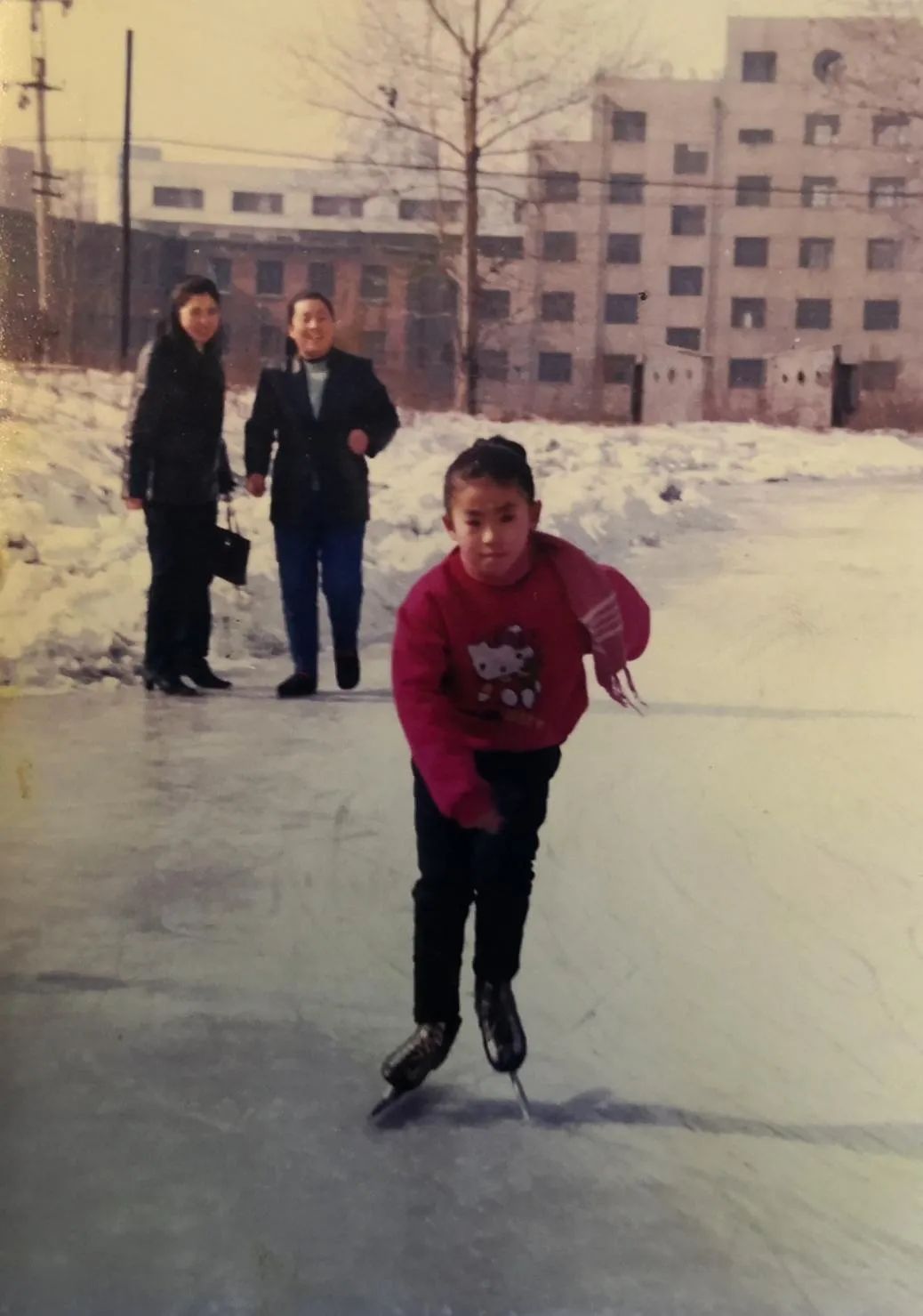 史上最苦的冬奥冠军：裤子是从垃圾站捡的，过年饺子是邻居送的，爸爸哥哥靠修鞋养大了她休闲区蓝鸢梦想 - Www.slyday.coM