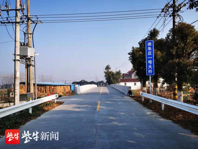 环境好了，福利好了 笑容常挂在乡亲们的脸上休闲区蓝鸢梦想 - Www.slyday.coM