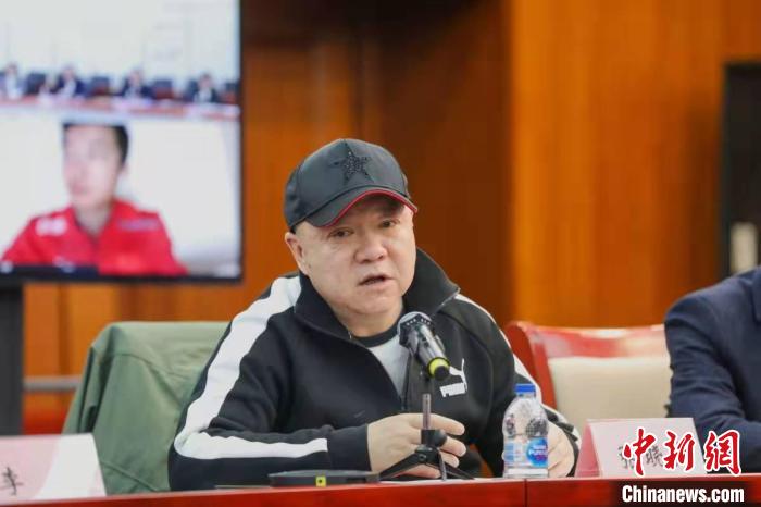 电视剧《超越》导演张晓波.