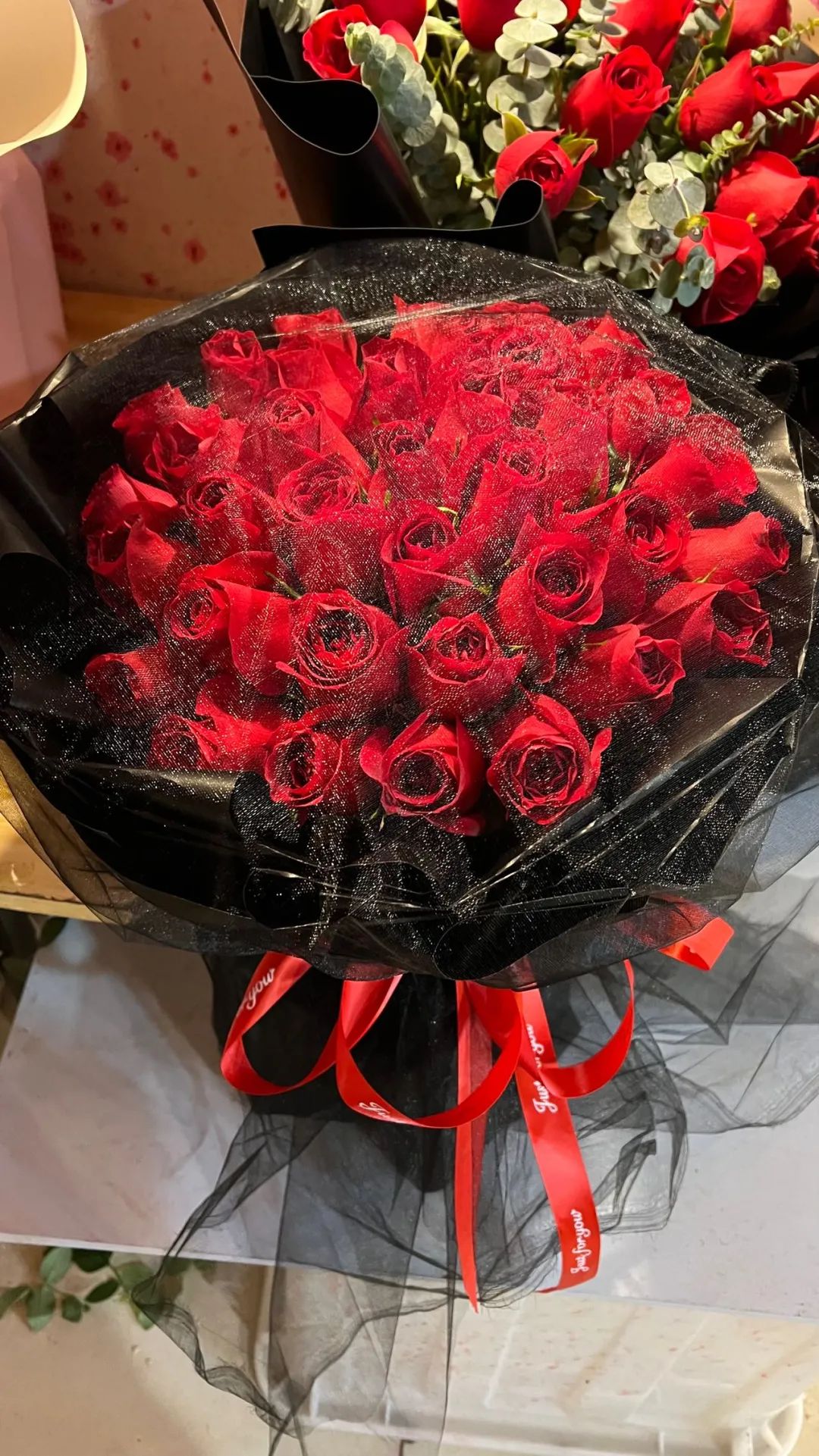 贵阳玫瑰花价格比往年都贵今天你买花了吗