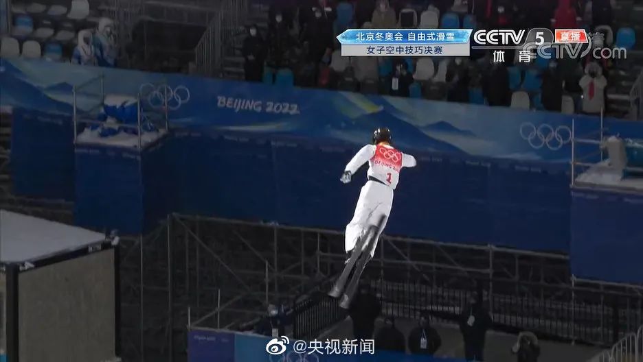 十年一剑，“四朝元老”徐梦桃拿下第五金！中国金牌数已追平冬奥史上最佳！休闲区蓝鸢梦想 - Www.slyday.coM