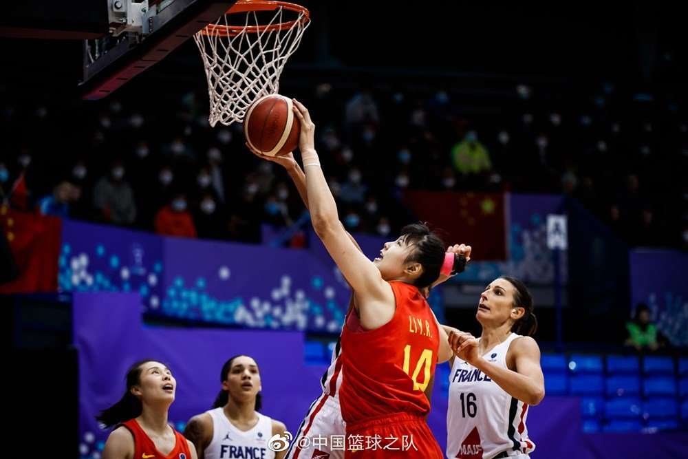 中国女篮大胜法国三战全胜收官世界杯预选赛