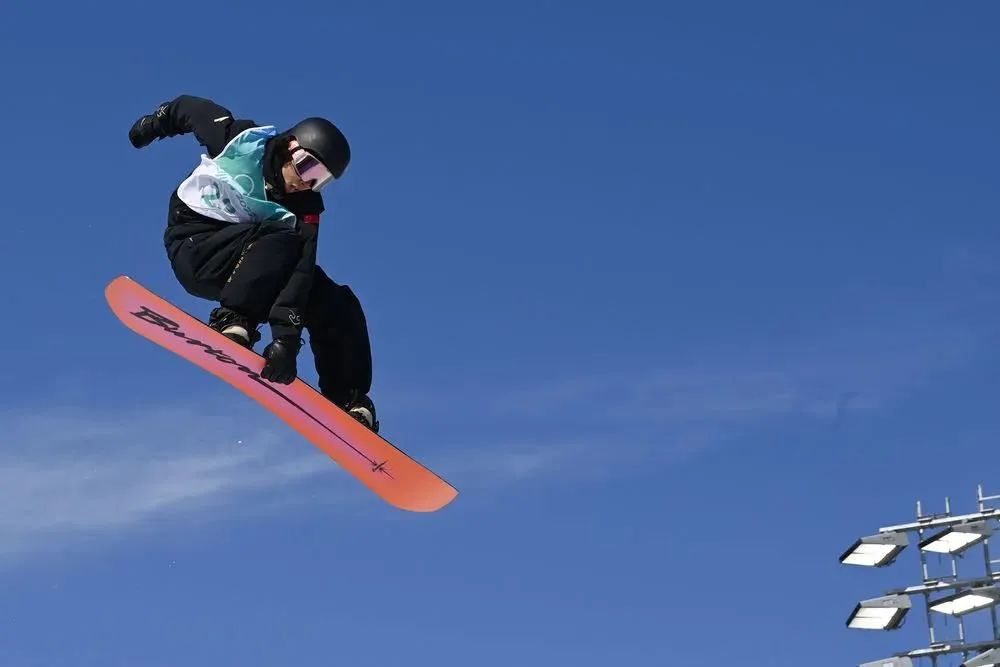 单场最高分！冬奥会单板滑雪大跳台项目，太原选手苏翊鸣晋级决赛！休闲区蓝鸢梦想 - Www.slyday.coM