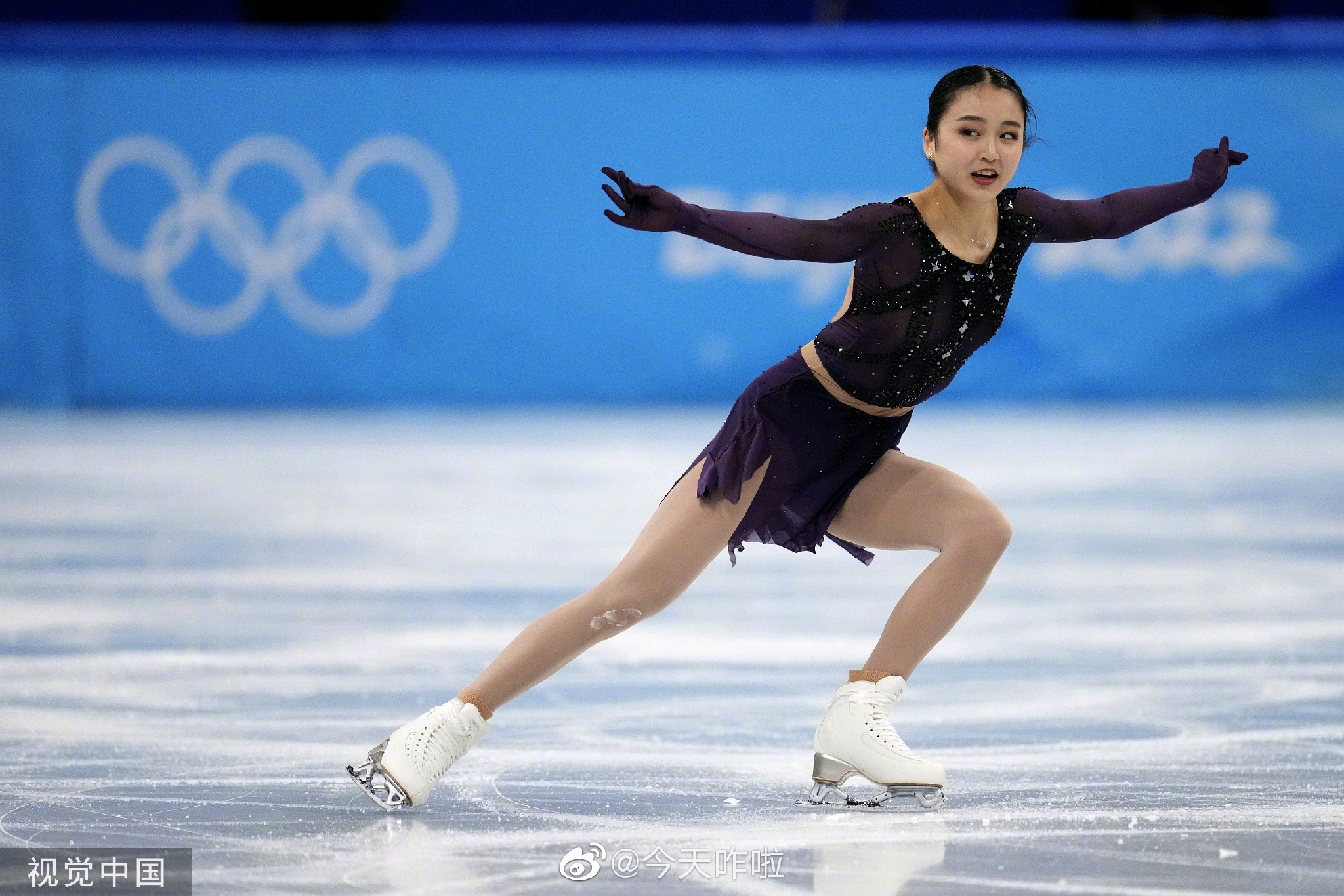 今天花样滑冰女子单人滑短节目结束朱易获得5344分