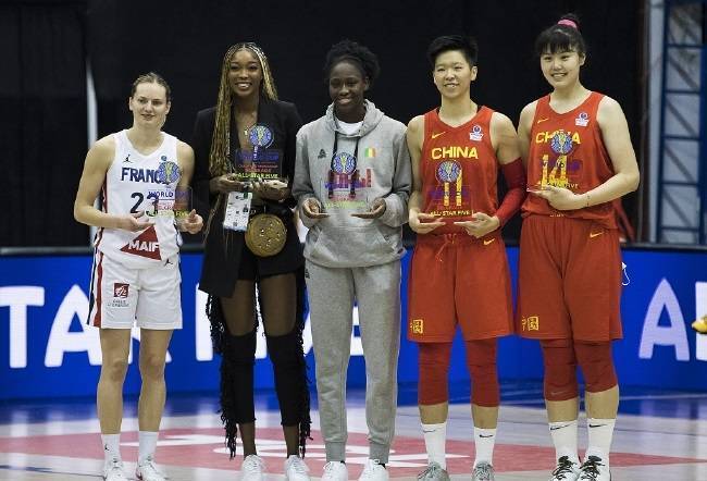 中国女篮33分狂胜法国女篮，3战全胜挺进世界杯，黄思静当选MVP休闲区蓝鸢梦想 - Www.slyday.coM