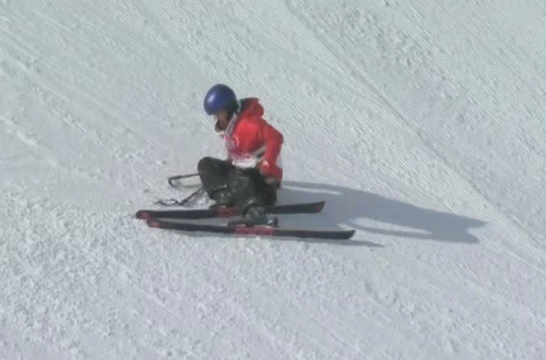 谷爱凌摔倒获银牌,留下遗憾仍笑颜如花,对手发挥好拥抱祝贺受赞休闲区蓝鸢梦想 - Www.slyday.coM 谷爱凌摔倒获银牌,留下遗憾仍笑颜如花,对手发挥好拥抱祝贺受赞休闲区蓝鸢梦想 - Www.slyday.coM