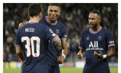 大巴黎VS皇马首发曝光:王牌铁腰复出,梅西姆皇冲锋,内马尔替休闲区蓝鸢梦想 - Www.slyday.coM 大巴黎VS皇马首发曝光:王牌铁腰复出,梅西姆皇冲锋,内马尔替休闲区蓝鸢梦想 - Www.slyday.coM